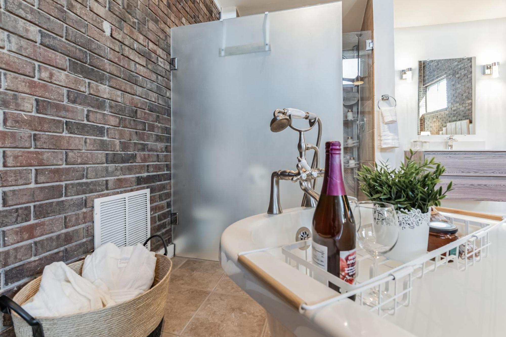Beltline Beauty Mins To Benz Stadium, Game Room Atlanta Exterior photo